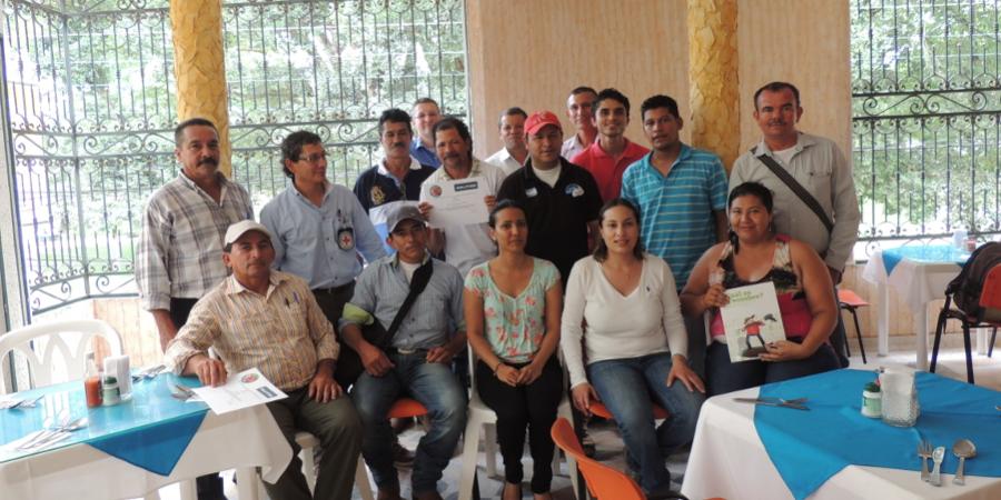 Talleres para sepultureros y administradores de cementerios y alcaldes